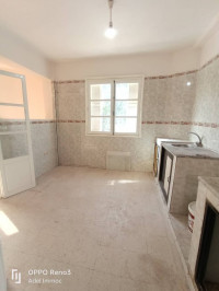 appartement-location-f5-annaba-algerie