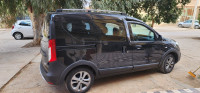 voitures-renault-kangoo-stepwey-2024-sig-mascara-algerie