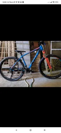 Cube acide vélo cube 2023
