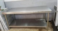طابل اينوكس