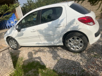 voitures-peugeot-207-plus-2013-hammedi-boumerdes-algerie