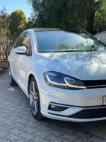 voitures-volkswagen-golf-7-2018-carat-alger-centre-algerie