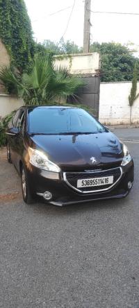 سيارات-peugeot-208-2014-allure-الجزائر-وسط