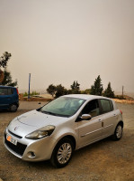 voitures-renault-clio-3-2012-night-and-day-medea-algerie