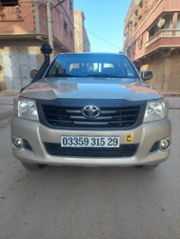 voitures-toyota-hilux-2015-mascara-algerie