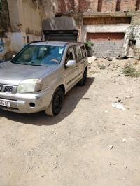 سيارات-nissan-x-trail-2005-t30-البليدة-الجزائر