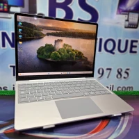 Microsoft Surface laptop go 3 i5 1235U 16GO RAM 256SSD 12.5 tactile 