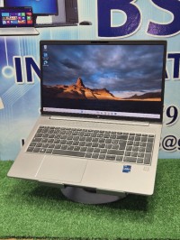 HP ZBOOK POWER 15.6 G10 Intel Core i7-13800H / 32 Go DDR5 /512 Go SSD NVMe / NVIDIA RTX 2000 Ada 8 Go / Intel UHD Graphics 15,6" Full HD Tactile