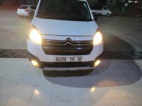 سيارات-citroen-berlingo-2015-سور-الغزلان-البويرة-الجزائر