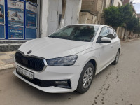 voitures-skoda-fabia-2022-ambition-oum-toub-skikda-algerie