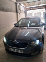 berline-skoda-octavia-2015-ambiente-baraki-alger-algerie