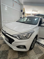 moyenne-berline-hyundai-i20-2019-beni-messous-alger-algerie