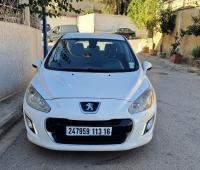 moyenne-berline-peugeot-308-2013-sportium-lakhdaria-bouira-algerie