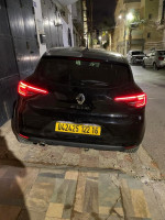 voitures-renault-clio-5-2022-zen-cheraga-alger-algerie