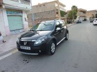 سيارة-صغيرة-dacia-sandero-2012-برج-الغدير-بوعريريج-الجزائر