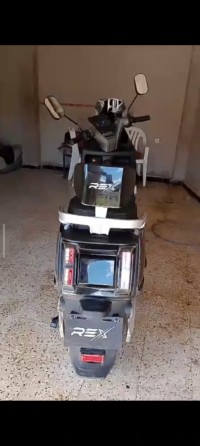 دراجات-نارية-وسكوترات-r8s-scooter-electrique-2026-الميلية-جيجل-الجزائر