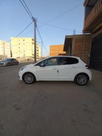 سيارات-peugeot-208-2015-allure-facelift-فرندة-تيارت-الجزائر