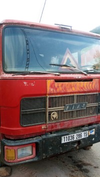 شاحنة-fiat-619-1986-الصوامع-تيزي-وزو-الجزائر