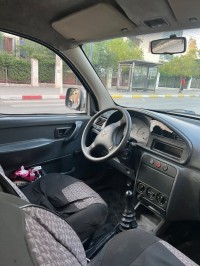 سيارات-peugeot-partner-2001-البليدة-الجزائر