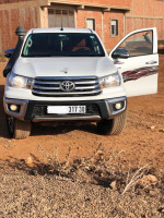 voitures-toyota-hilux-2017-ouargla-algerie