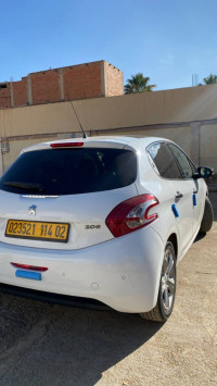 voitures-peugeot-208-2014-allure-chlef-algerie