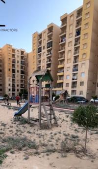 شقة-بيع-4-غرف-وهران-الجزائر