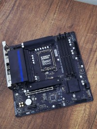 ASROCK B760m PG Riptide DDR5