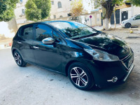 voitures-peugeot-208-2013-lardjem-tissemsilt-algerie