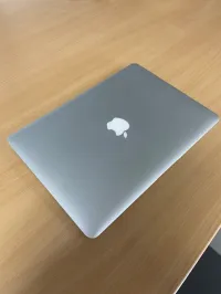 MacBook Air 2015 13 pouce 4gb / 128gb SSD /cycle 82