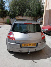 voitures-renault-megane-2-2010-medea-algerie