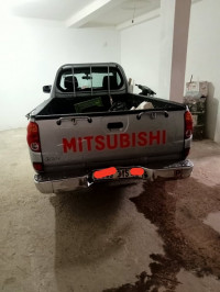 voitures-mitsubishi-l200-2015-el-affroun-blida-algerie