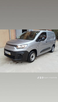 utilitaire-fiat-doblo-2023-sedrata-souk-ahras-algerie