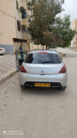 voitures-peugeot-308-2010-oum-el-bouaghi-algerie