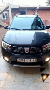 voitures-dacia-sandero-2019-stepway-miliana-ain-defla-algerie