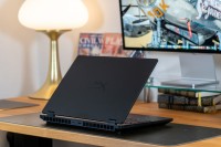 كمبيوتر-محمول-hp-omen-15-gb0010ca-amd-ryzen-7-260-rtx-5060-8gb-gddr7-ram-16gb-ddr5-ssd-1tb-gen4-153-2k-165hz-باب-الزوار-الجزائر