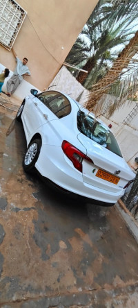 voitures-fiat-tipo-sedan-2023-ghardaia-algerie