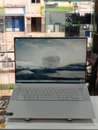 DELL XPS 9640 INTEL ULTRA 7 155H 16GB 1TB SSD RTX 4050 16,3 FHD+ NEUF JAMAIS UTILISÉ 