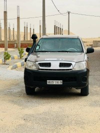 سيارات-toyota-hilux-2010-البياضة-الوادي-الجزائر