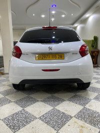 voitures-peugeot-208-2015-active-hammam-dhalaa-msila-algerie