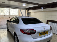 voitures-renault-fluence-2014-bordj-bou-arreridj-algerie