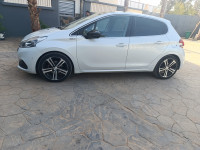 voitures-peugeot-208-2018-gt-line-chetouane-tlemcen-algerie