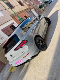سيارات-volkswagen-golf-8-2025-r-line-غليزان-الجزائر