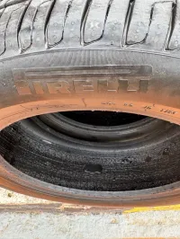 Vend 4 pneus Pneu Pirelli