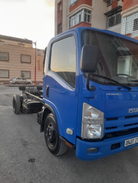 camion-isuzu-2013-ferdjioua-mila-algerie