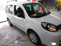 voitures-renault-kangoo-2014-les-eucalyptus-alger-algerie