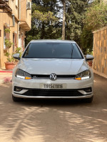 moyenne-berline-volkswagen-golf-7-2018-start-medea-algerie