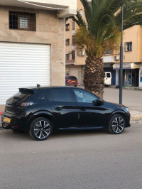 voitures-peugeot-208-2023-gt-oran-algerie