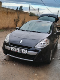 voitures-renault-clio-3-2011-dynamique-ain-lechiekh-defla-algerie