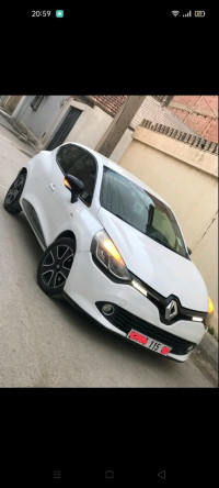 voitures-renault-clio-4-2015-limited-2-bouira-algerie