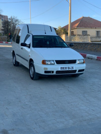 voitures-volkswagen-caddy-2004-medea-algerie